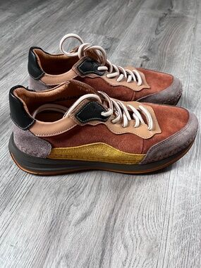 Womens Spring Step BOOKER Retro Leather Sneakers size 39 (8.5) Camel multi suede
